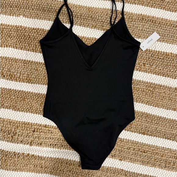 NWT Aritzia Wilfred Poetry Bodysuit Black Sz XS Worn once - Picture 9 of 10